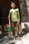 Boy with cricket bat / Мальчик с крикетной битой