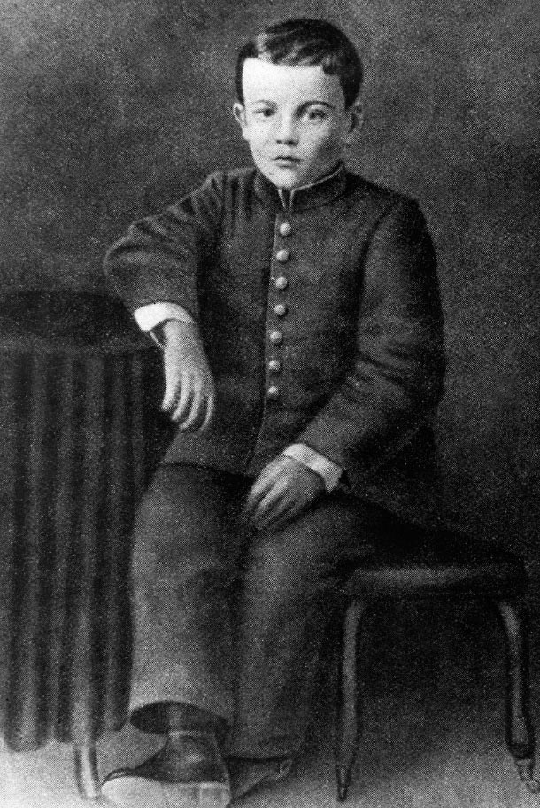 В.И. Ульянов [Ленин] [9], гимназист 1-го класса (Ulyanov V.I. [Lenin] [9], 1st grade gymnasium pupil), 1879