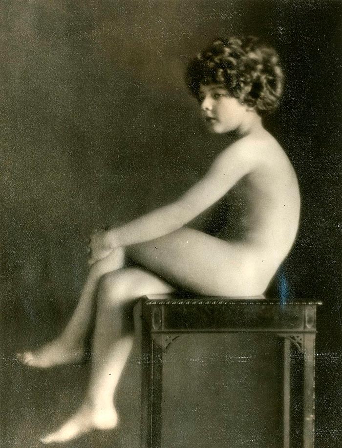 Silent film juvenile actor Peter Dear (10) (Юный актёр немого кино Питер Дир (10)), 1923