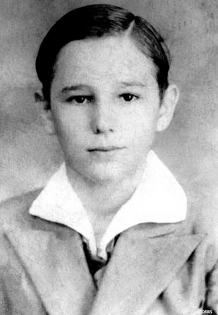 Castro Ruz Fidel Alejandro [8], 1934