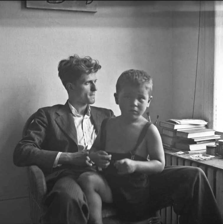 Robert De Niro (~3) with his father Robert De Niro Sr. (Роберт Де Ниро (~3) с отцом), c.1946