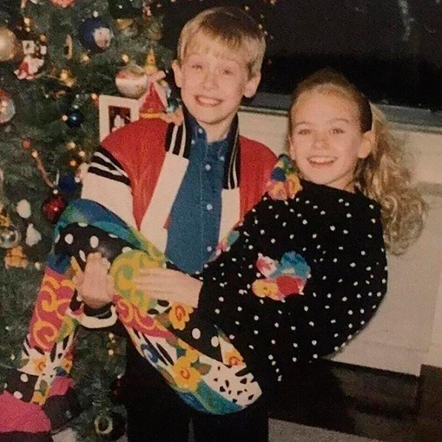 Macaulay Culkin [11] and his classmate Laura (Маколей Калкин [11] и его одноклассница Лора), 1991