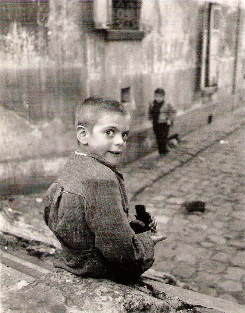 Gentils enfants d'Aubervilliers II (Дружелюбные дети из Обервилье), 1952