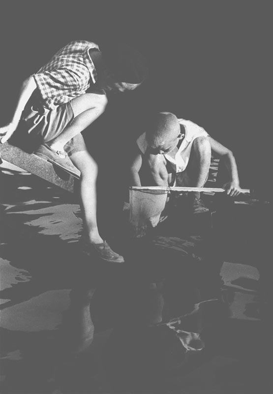 Under a mooring (Под причалом), 1960s