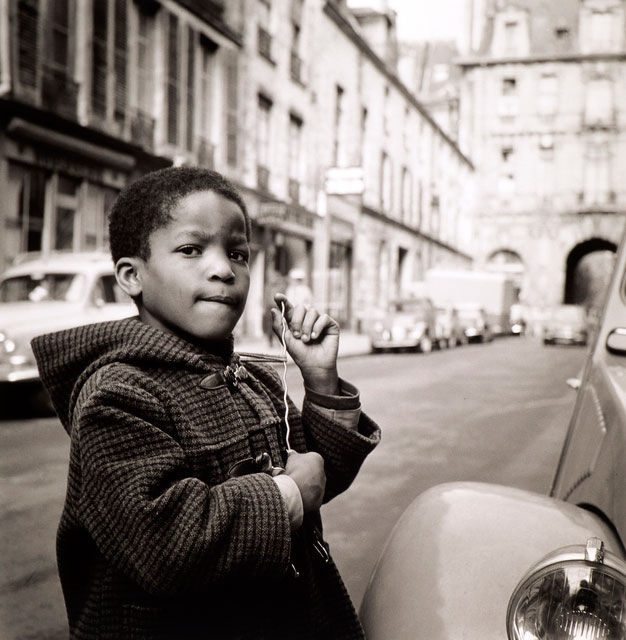 Child near Place des Vosges (Ребёнок близ площади Вогезов), 1961