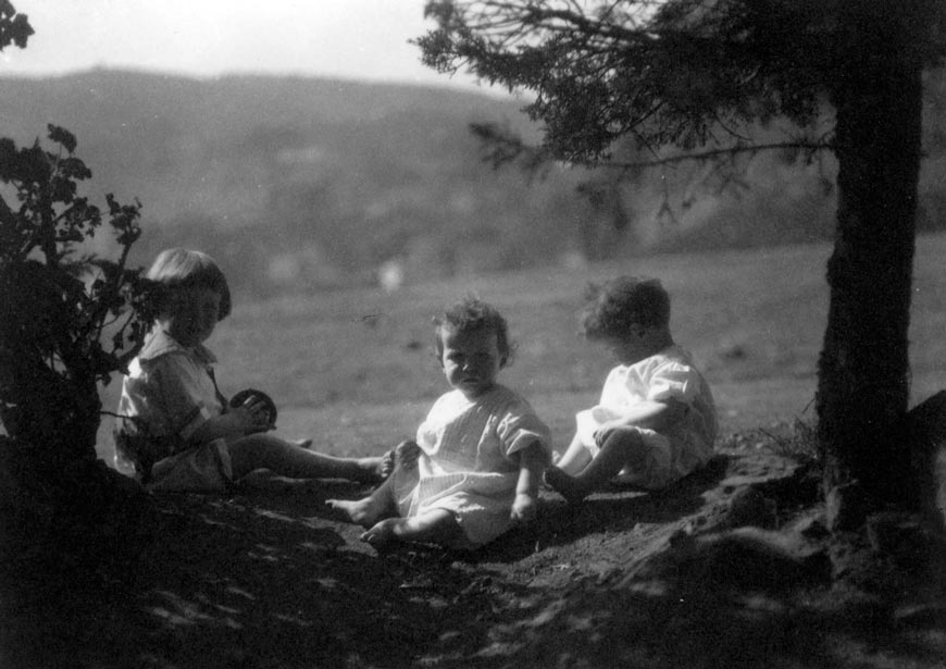 Gryff, Pad and Ron, 1919