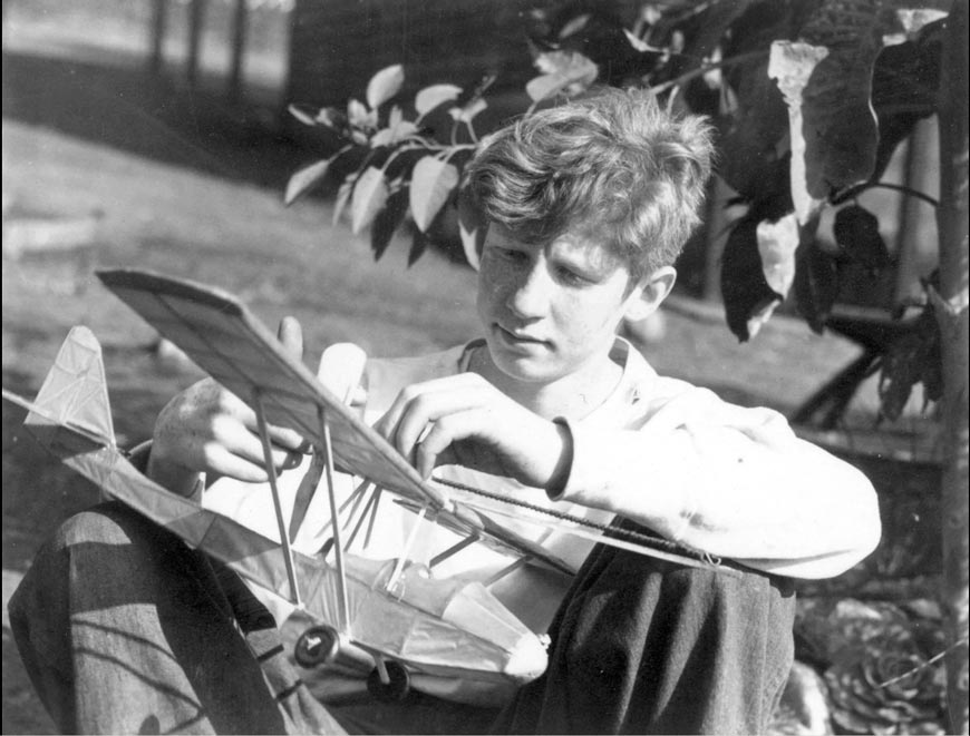 Ron and His Model Plane (Рон и его модель аэроплана), 1930