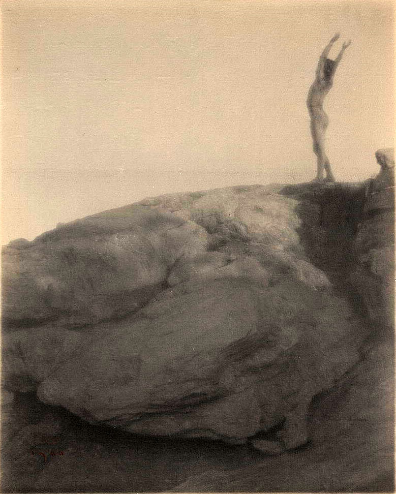 Nude boy in rocky landscape, arms raised (Нагой мальчик с поднятыми руками в скалистом ландшафте), 1906