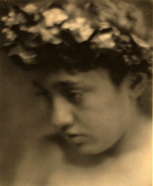 Nude boy with laurel wreath (Нагой мальчик в лавровом венке), c.1905