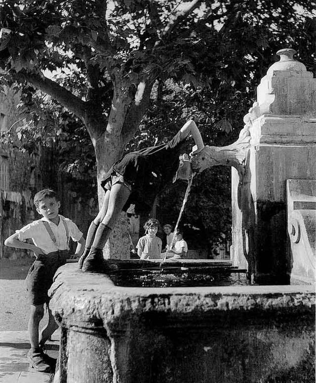 La Fontaine (Фонтан), 1938