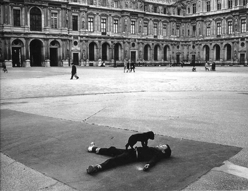 The Cour Carée du Louvre (Квадратный двор Лувра), 1969