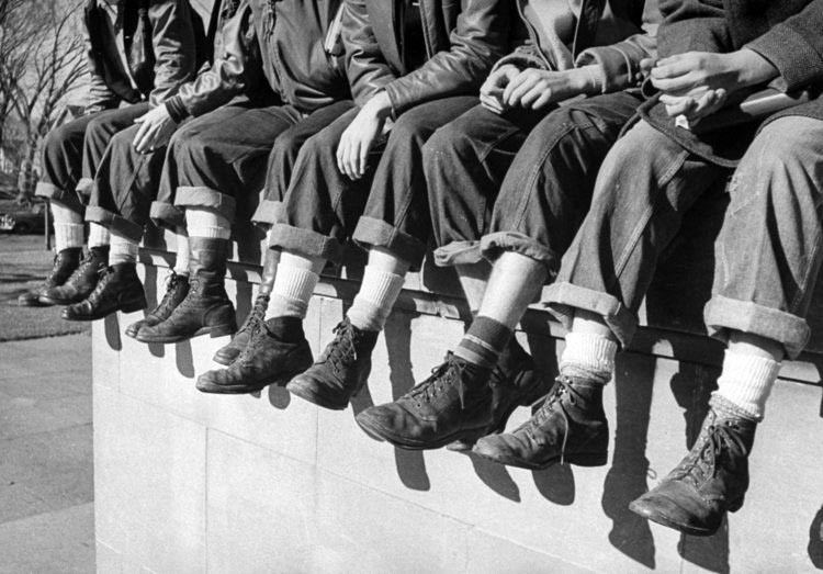 Boys Wearing G.I. Shoes (Мальчишки в ботинках старших братьев и отцов), 1940s