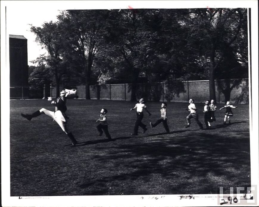 Drum Major at the University of Michigan (Майор-барабанщик в университете Мичиган), 1950