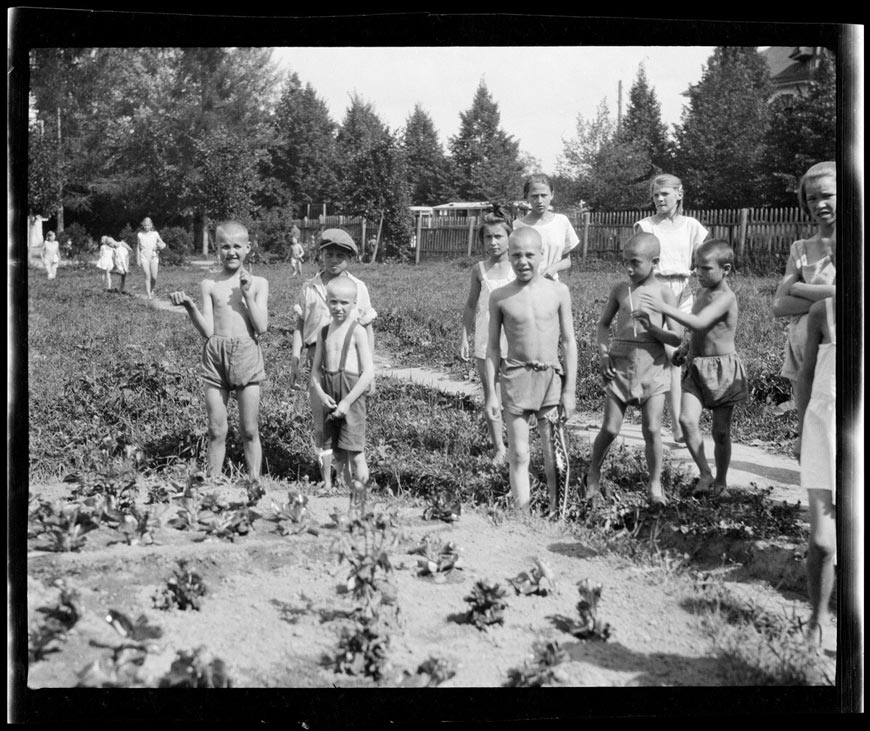 Children (Дети), 1931