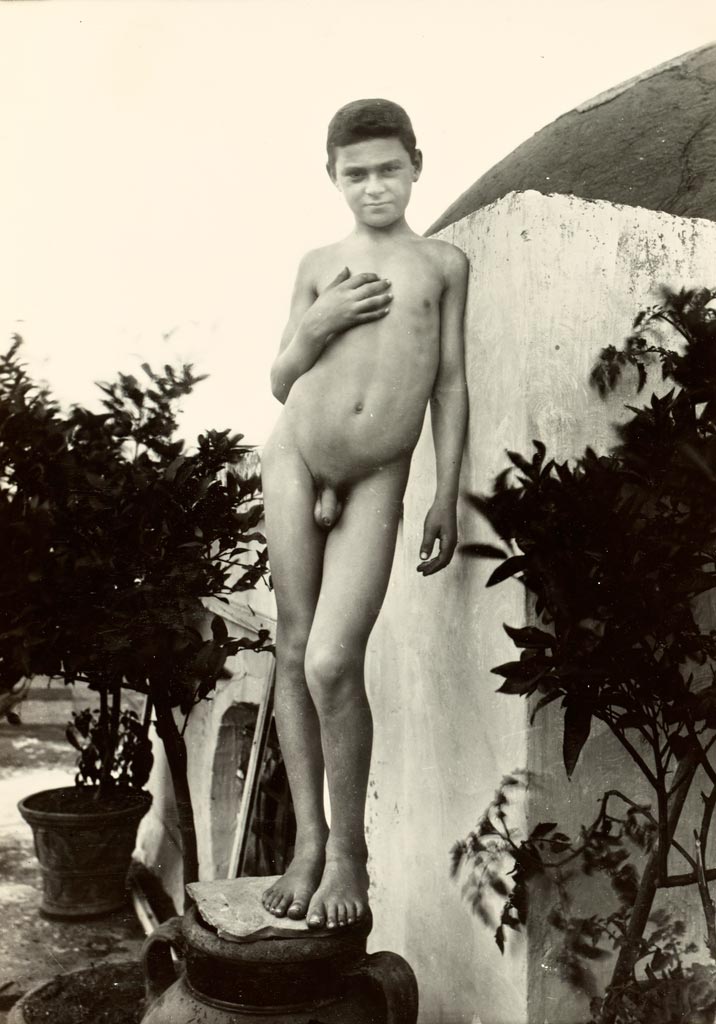 [Standing nude / Стоящий обнажённый], c.1890