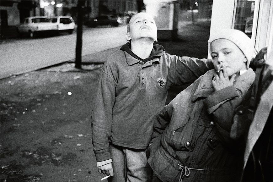 Максим и Дима ночью у табачного киоска (Maxim and Dima at night at a tobacco kiosk), 1996