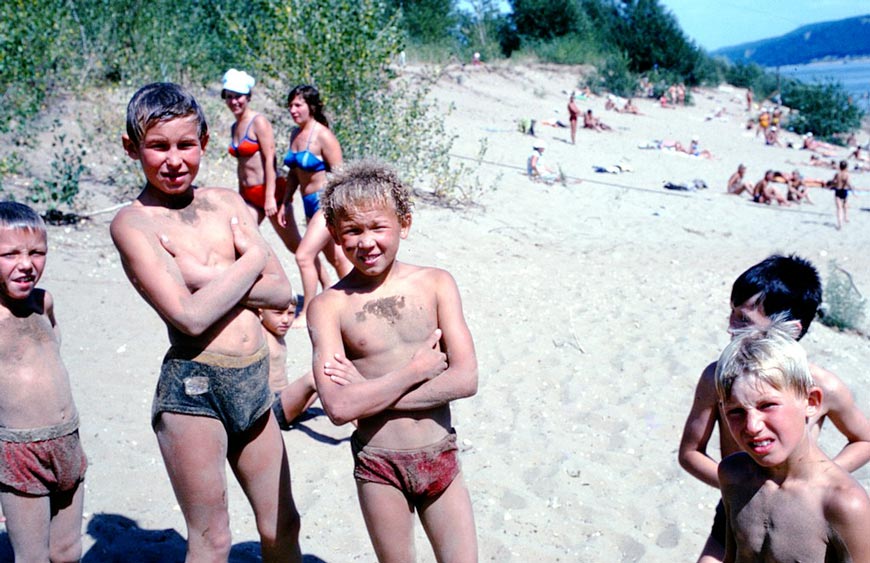 Bathing Children (Купающиеся дети), 1972