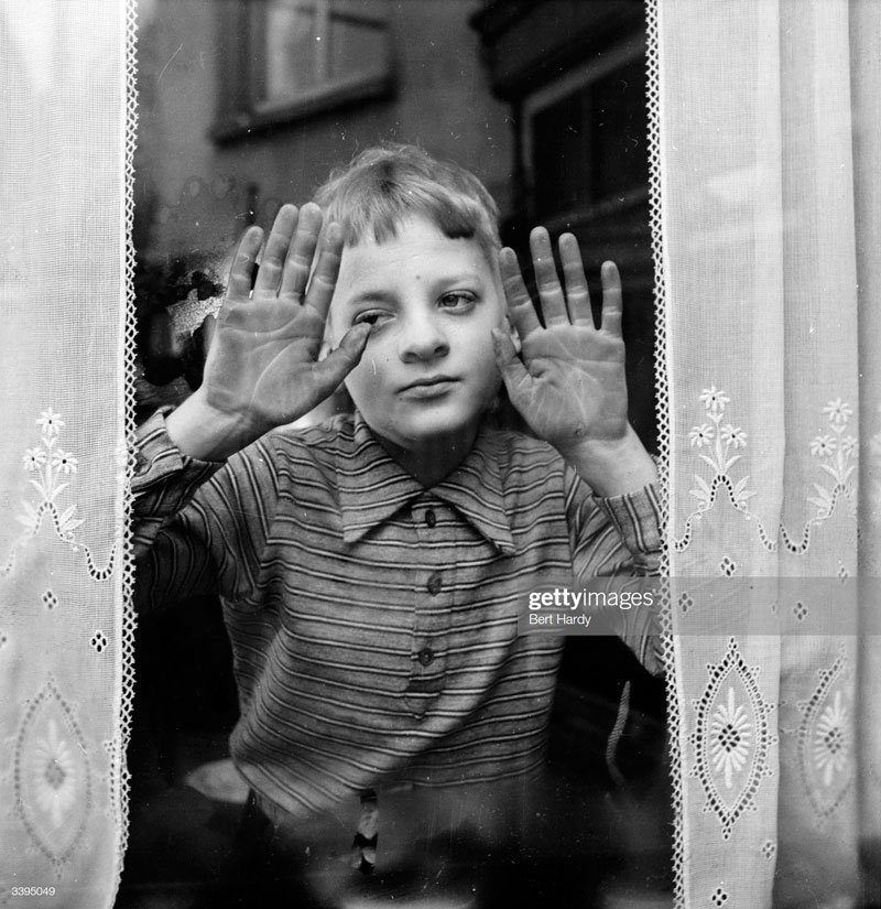 Black Handed Boy (Мальчик с чёрными ладонями), May 1953