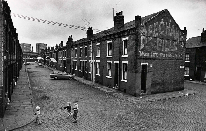 Terrace of back to back houses (Ряды типовых домов), July 1970