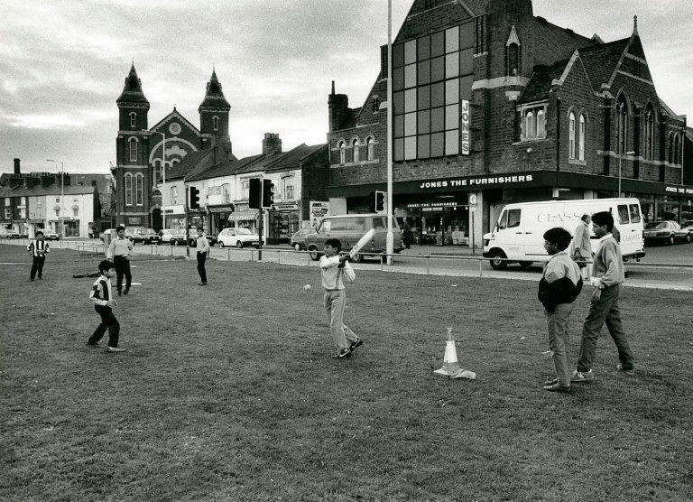 Anywhere for Cricket (Любое место для крикета), 1989