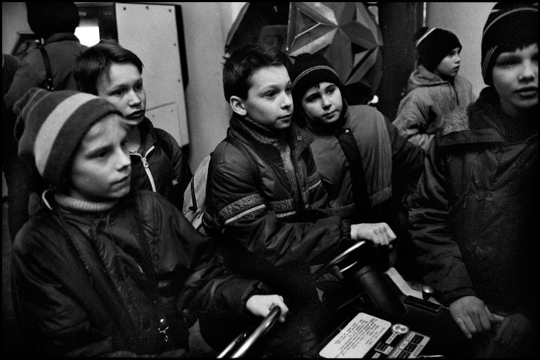 Boys in a penny arcade (Мальчики и игровые автоматы), 1988