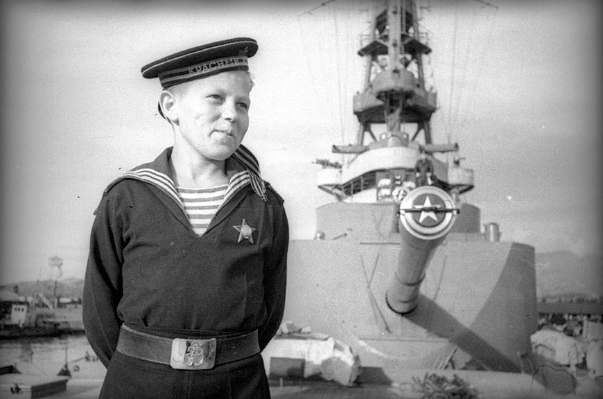 Дети войны. Юнга с крейсера «Красный Кавказ» Борис Кулешин (Children of war. Boris Kuleshin, ship boy from the cruiser 'Krasny Kavkaz'), 1944