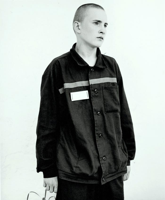 Sad boy in juvenile prison (Печальный мальчик в колонии для несовершеннолетних), 2003