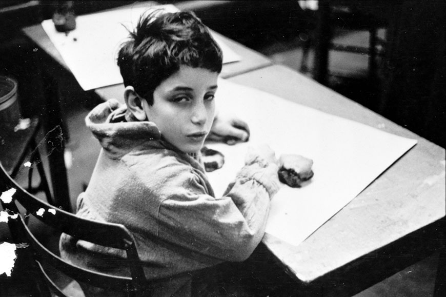 Young boy in classroom in Chicago, Illinois (Мальчик в классе, Чикаго), 1949