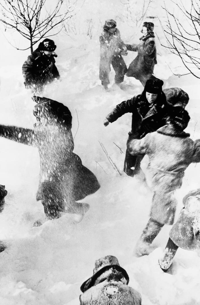 Снежная баталия (Snow battle), 1960