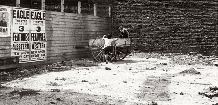 Two Boys and a Cart (Два мальчика и тележка), c.1939