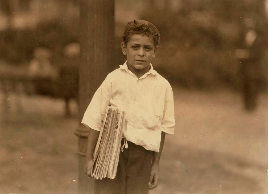 Patsy, an eight year old newsboy (Пэтси, 8-ми летний продавец газет), 1 August 1924