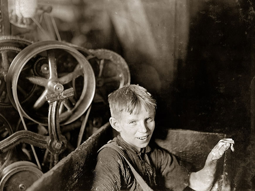 Boy in the Box (Мальчик в коробке), April 1909