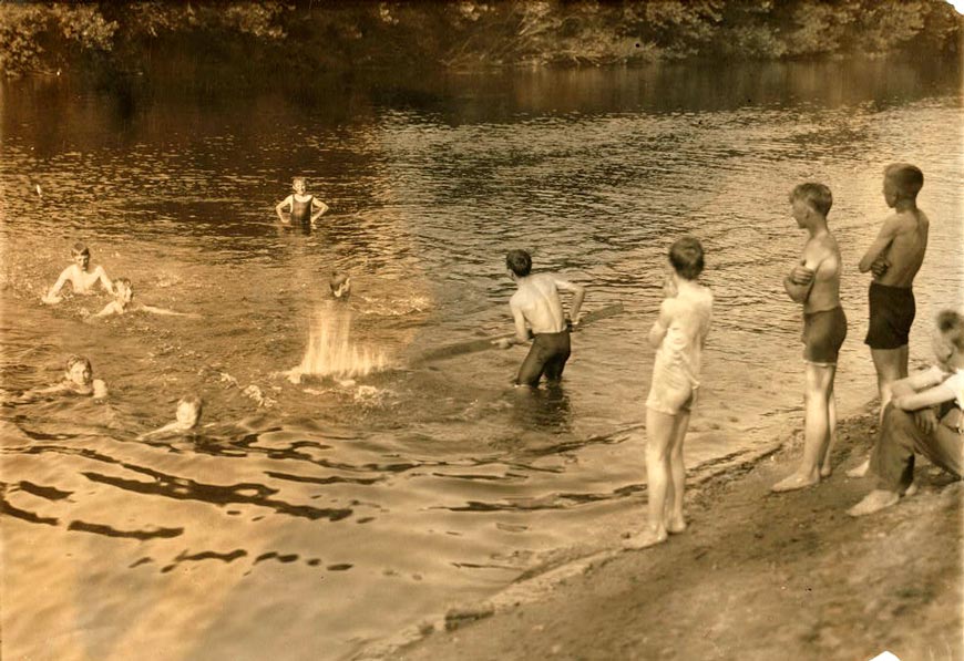 The Swimming Hole (Пруд), June 1916