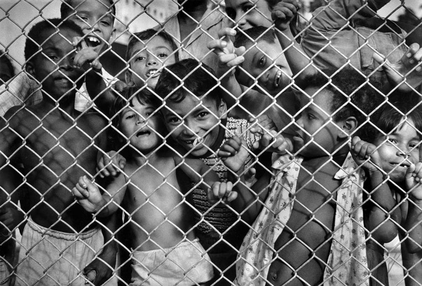 Children at the harbor (Дети в гавани, Форт-де-Франс, Мартиника), 1957 Fort de France, Martinique