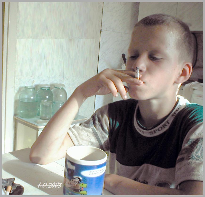 Бруно курит (Bruno smoking), 2003