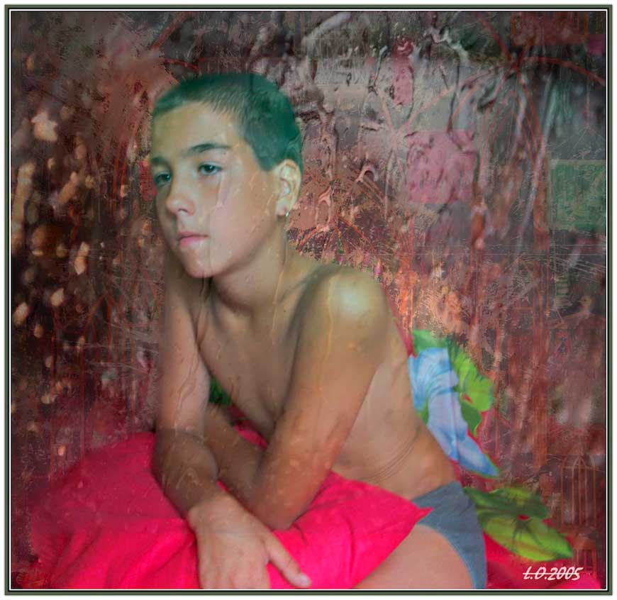 Мальчик с подушкой (Boy with a pillow), 2005