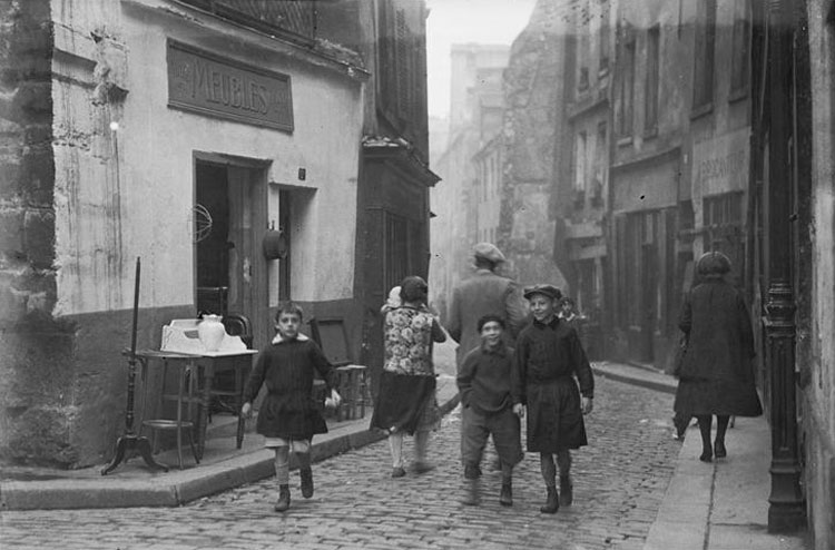 Quartier des rues Saint-Médard et Mouffetard (Улицы Сен-Медар и Муффетард), Oct.1929