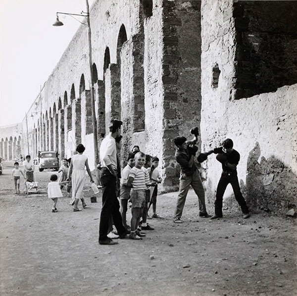 Boys boxing (Боксирующие мальчики), c.1958