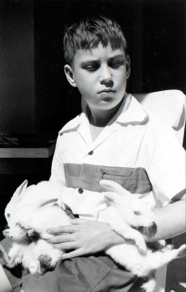 Carlos Fanjul with Rabbits (Карлос Фанджул с кроликами), 1951