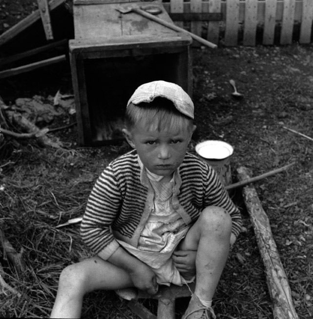 Untitled / Boy with Striped Sweater (Без названия / Мальчик в полосатом свитере), 1959