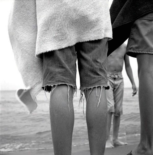 Untitled / Boy's Legs at Beach (Без названия / Мальчишеские ноги на пляже), 1967