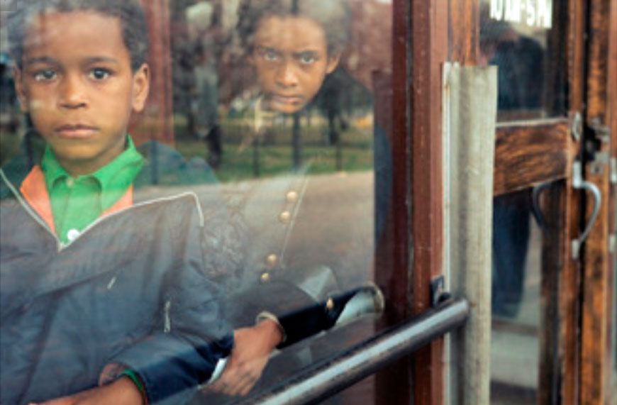 Kids behind glass (Дети за стеклом), April 197