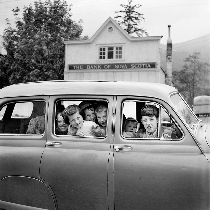 Kids in car (Дети в машине)