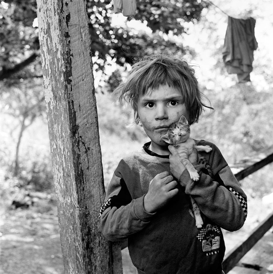 Christofer with his kitten (Кристофер со своим котёнком), 1990