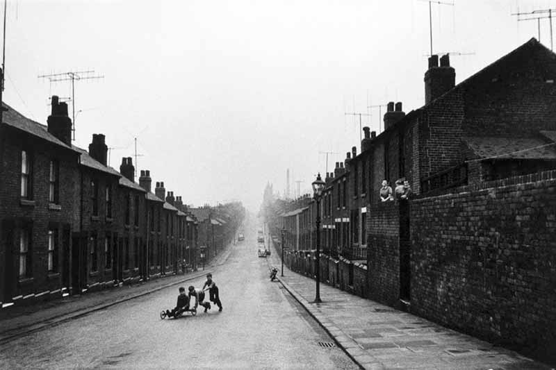 Street scene (Уличная сцена), 6 April 1966