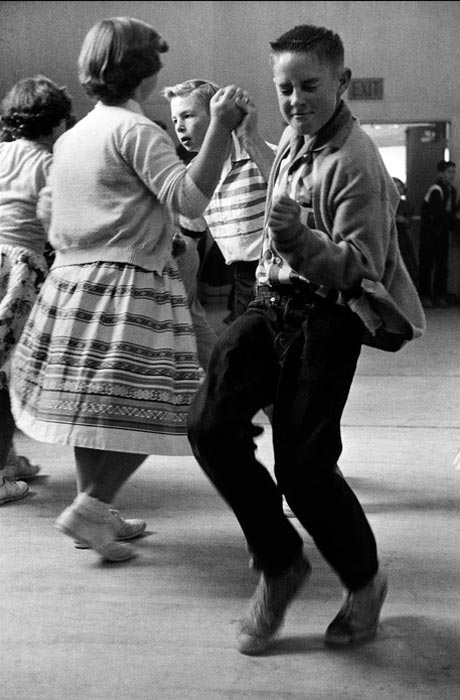 Teenagers dance (Подростки танцуют), 1950