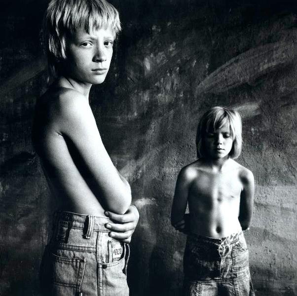 Саша и Ксюша, 1995