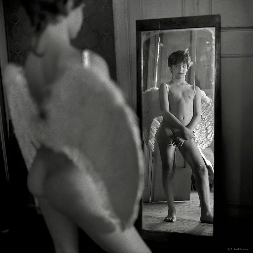 Коля у зеркала (Kolya at the mirror), 2009