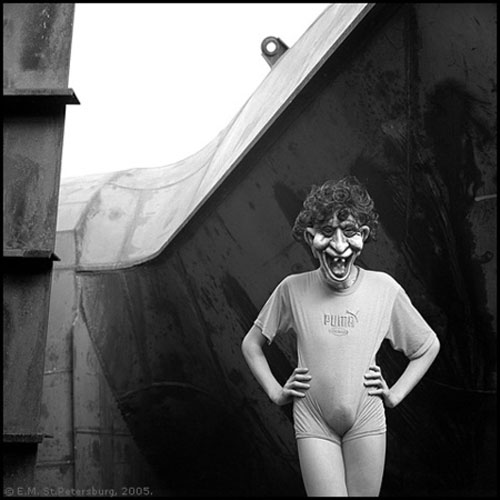 Мальчик в маске (Boy in a mask), 2005