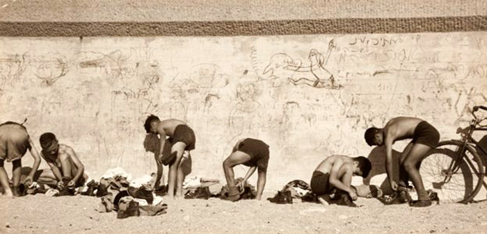 Tel Aviv sea wall (Стена у моря в Тель-Авиве), 1951